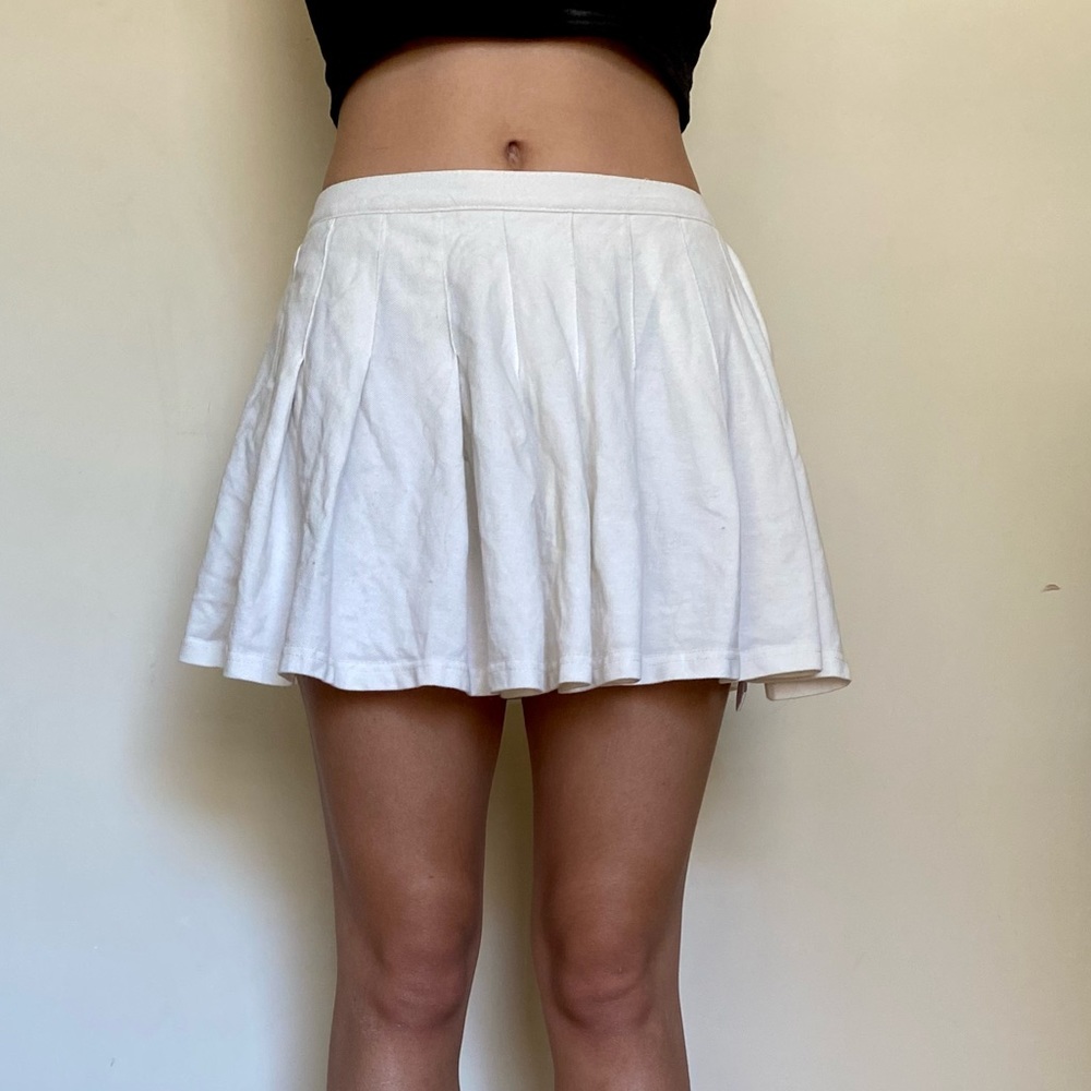 URBAN OUTFITTERS PLEATED CANVAS MINI SKIRT